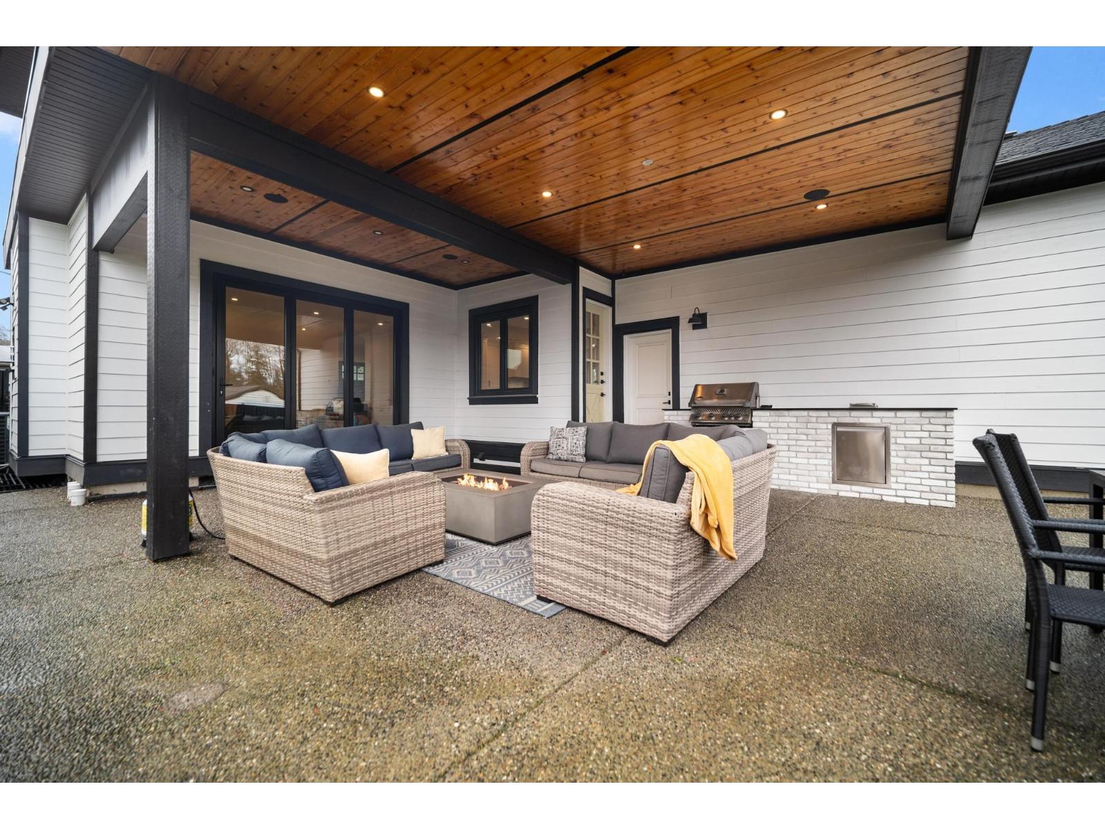 8910 117A Street, Delta