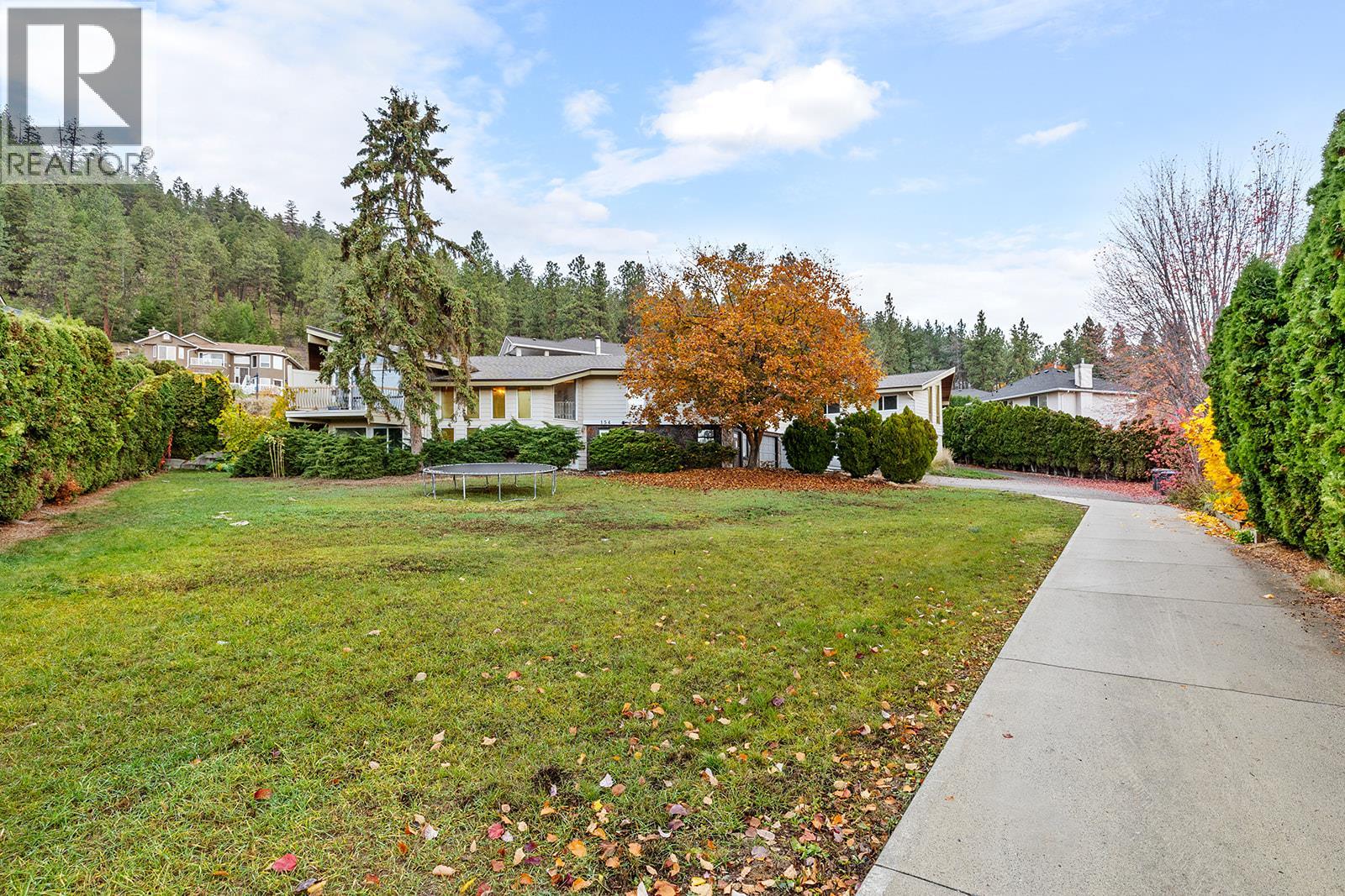  154 Applebrooke Crescent, Kelowna