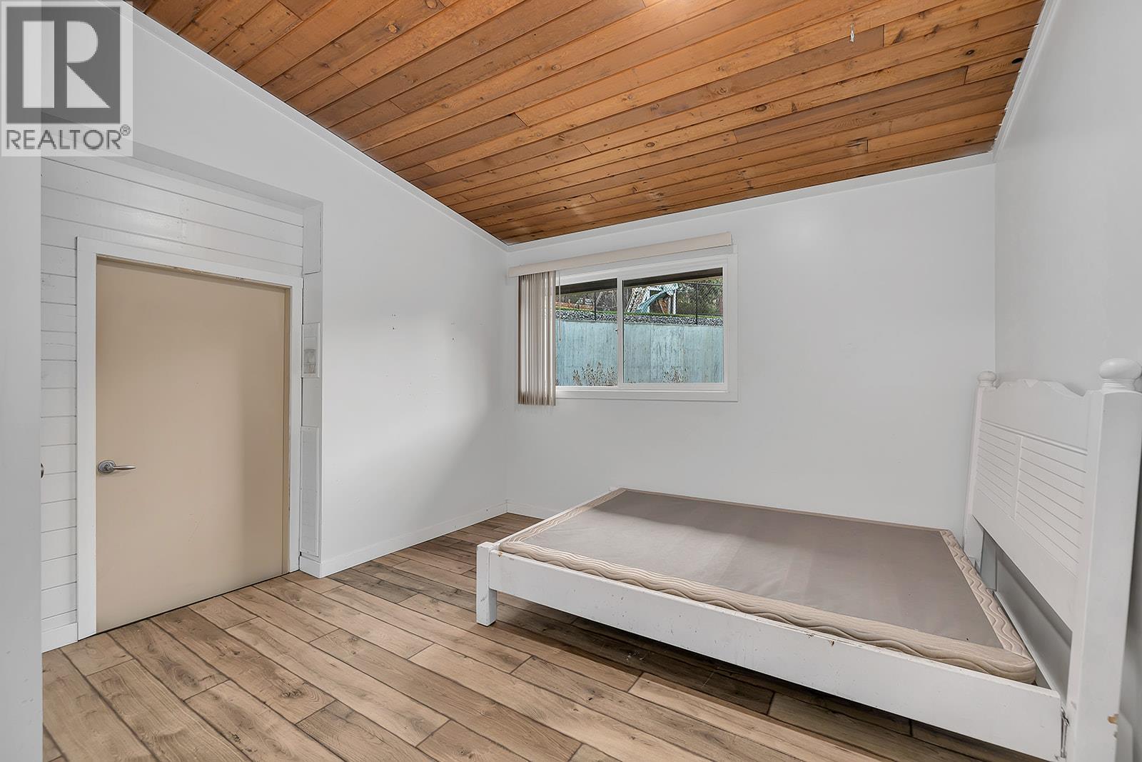  154 Applebrooke Crescent, Kelowna