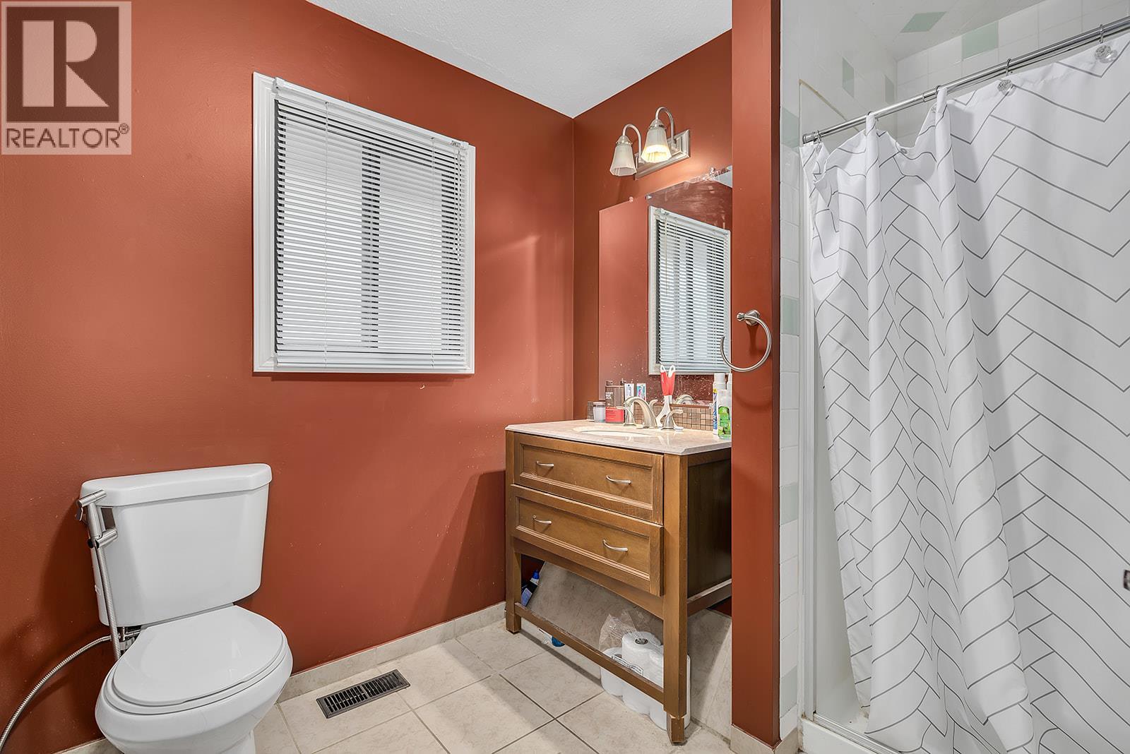  154 Applebrooke Crescent, Kelowna