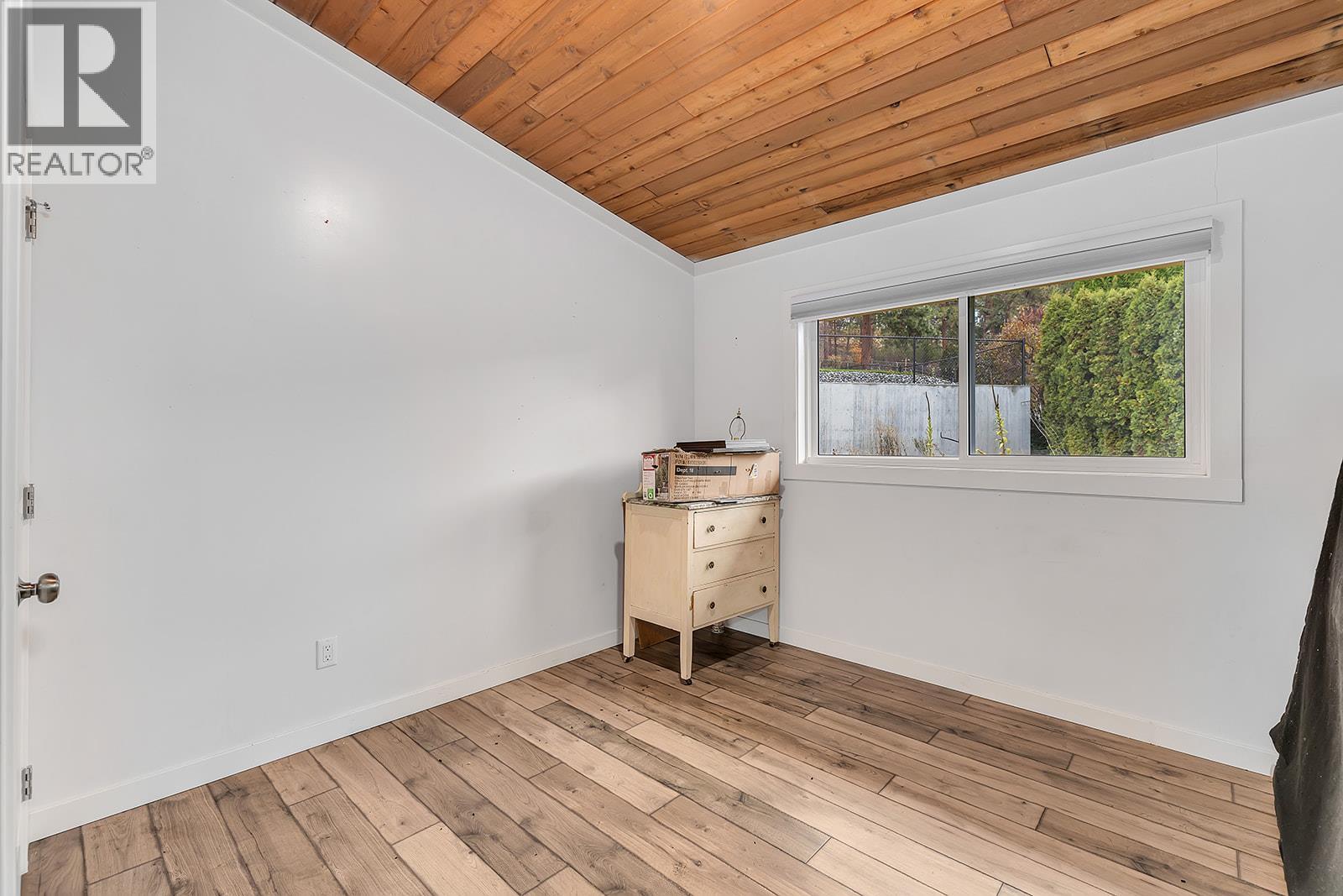  154 Applebrooke Crescent, Kelowna