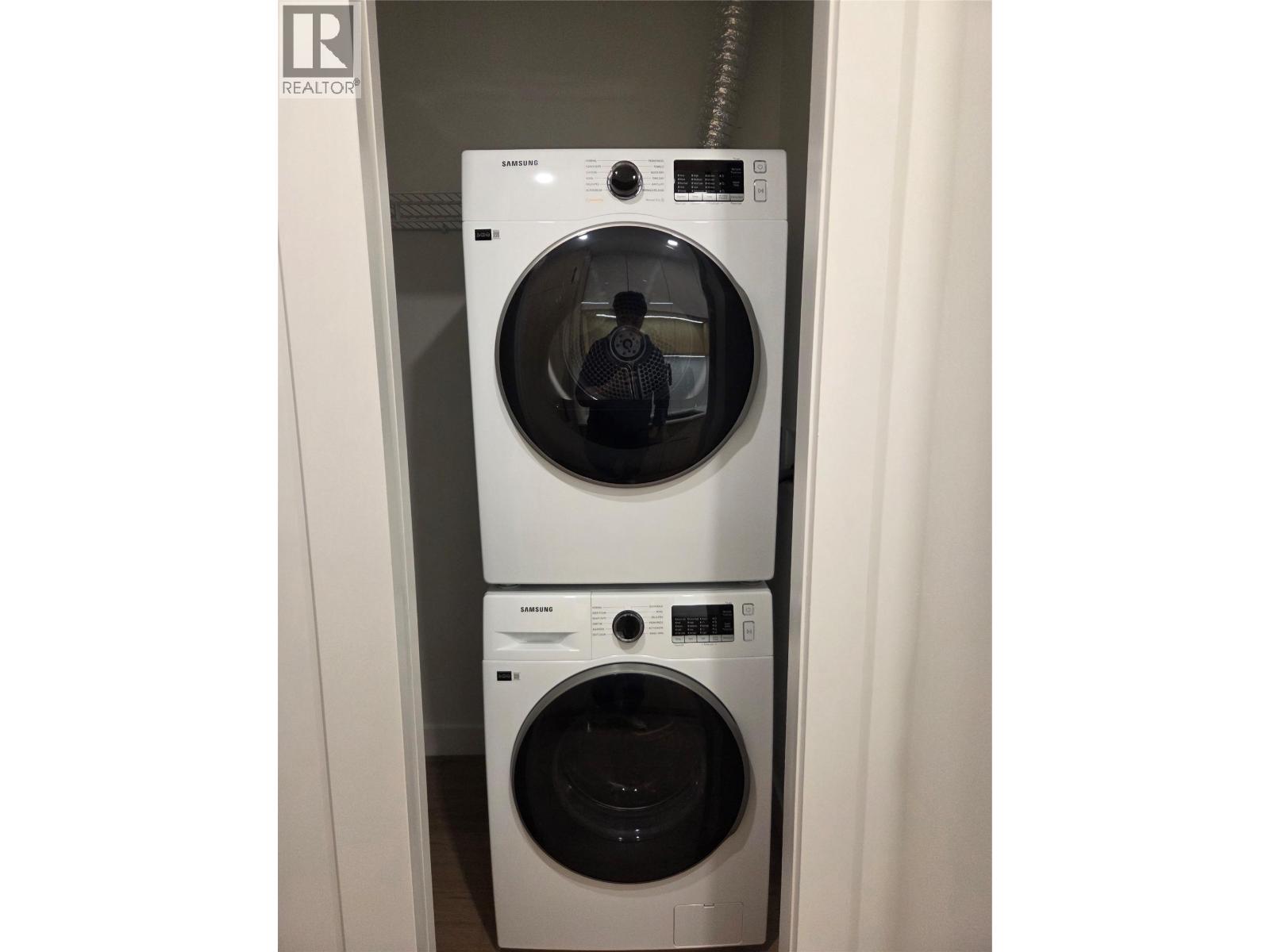 213 1380 Pridham Avenue, Kelowna