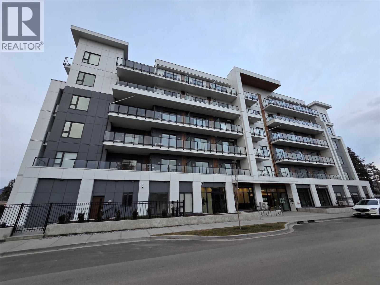 #213 1380 Pridham Avenue - 2
