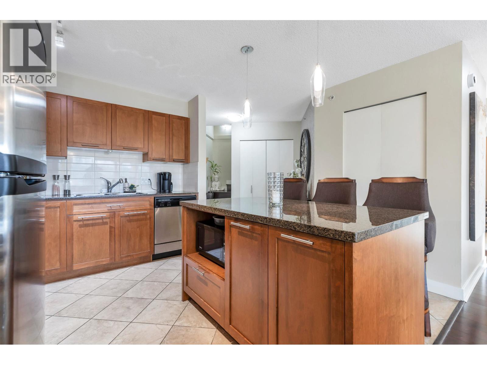 414 19677 MEADOW GARDENS WAY, Pitt Meadows