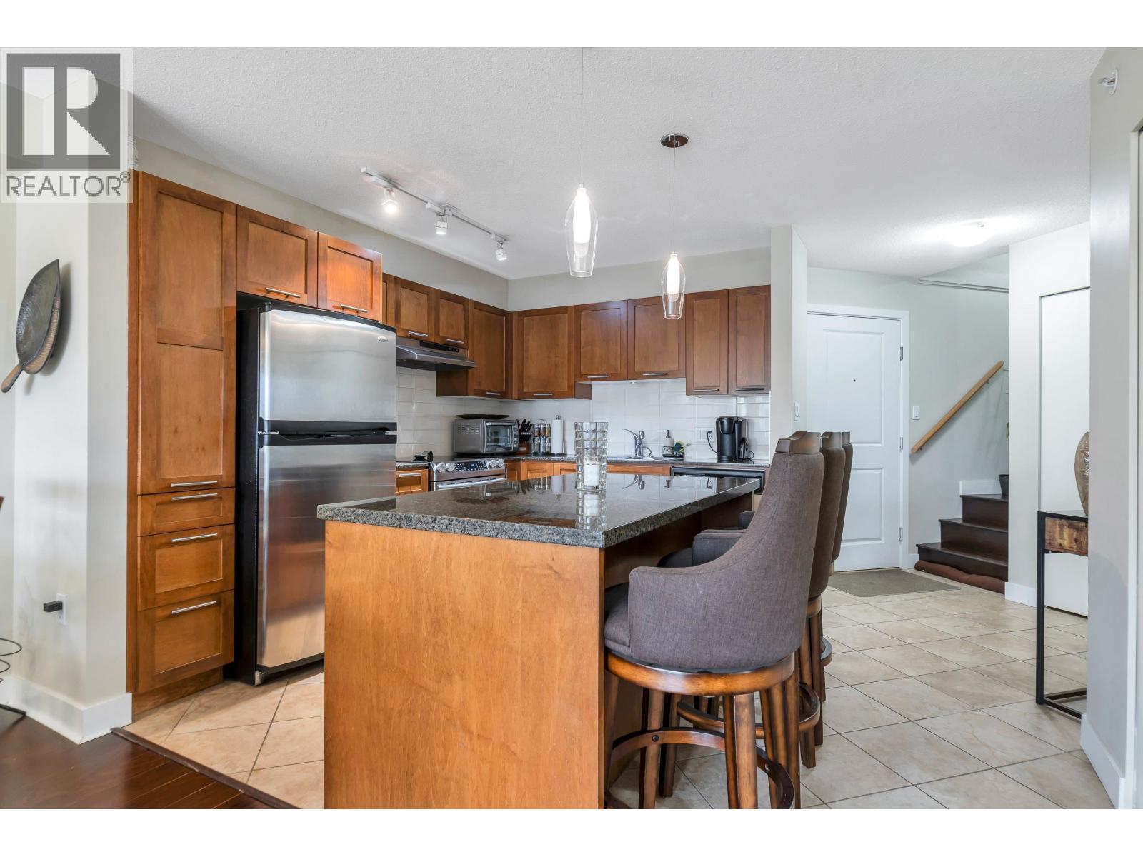 414 19677 MEADOW GARDENS WAY, Pitt Meadows