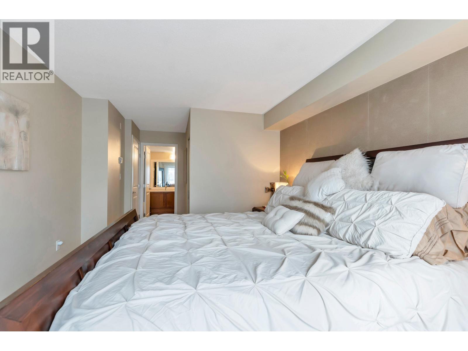 414 19677 MEADOW GARDENS WAY, Pitt Meadows