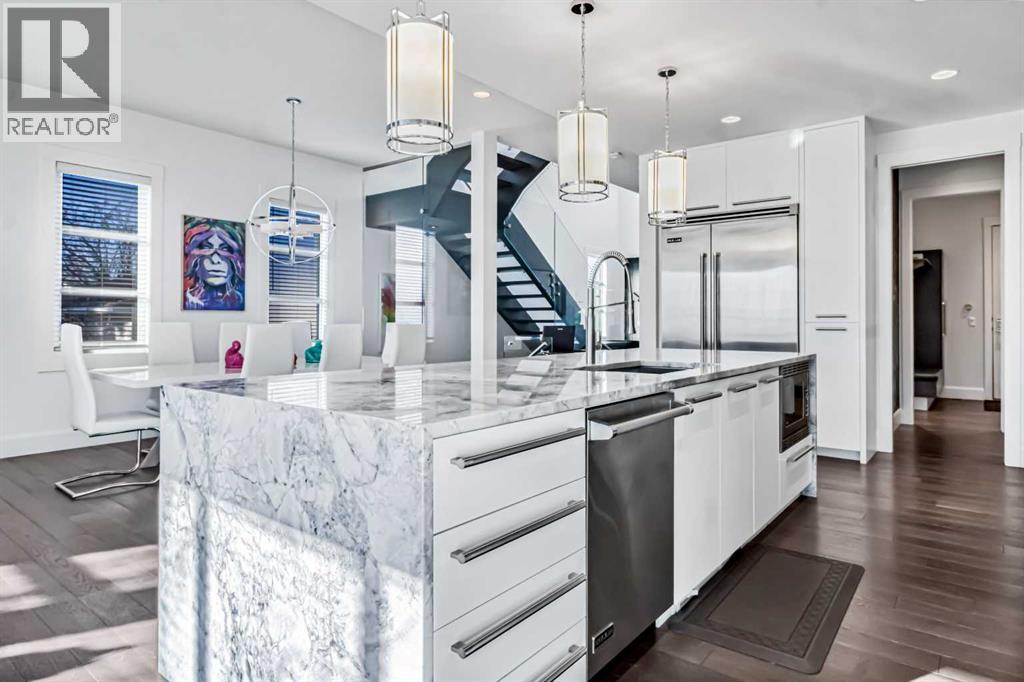 Single Family House for Sale in   Avenue NE Winston Heights/Mountview Calgary 