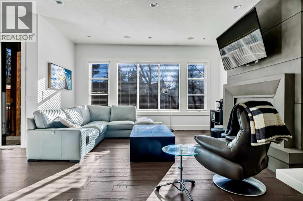 Single Family House for Sale in   Avenue NE Winston Heights/Mountview Calgary 