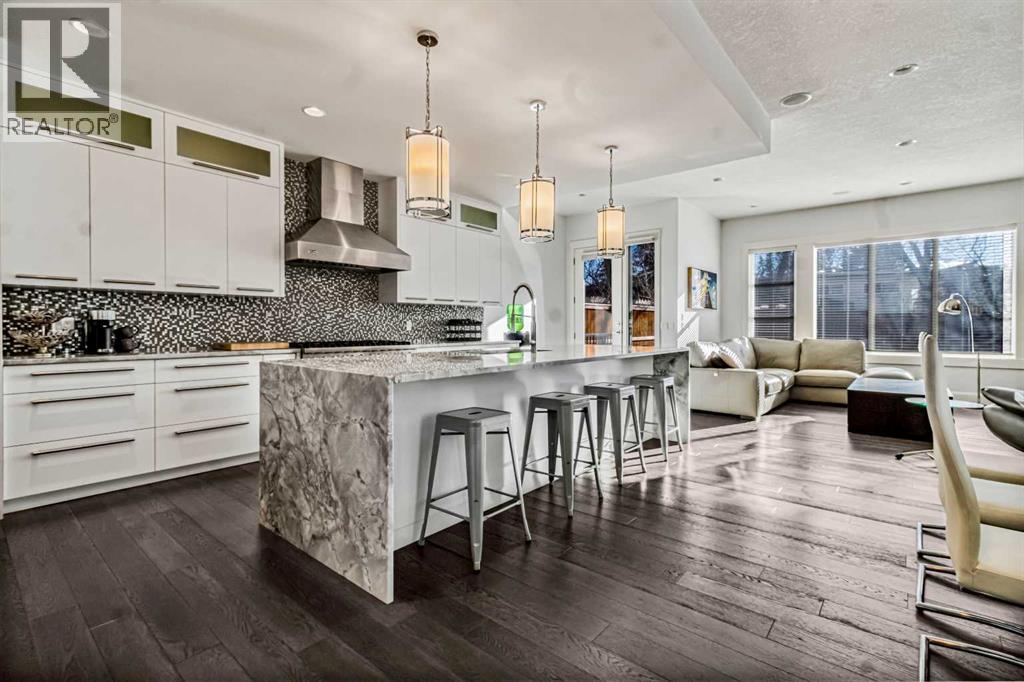 Single Family House for Sale in   Avenue NE Winston Heights/Mountview Calgary 