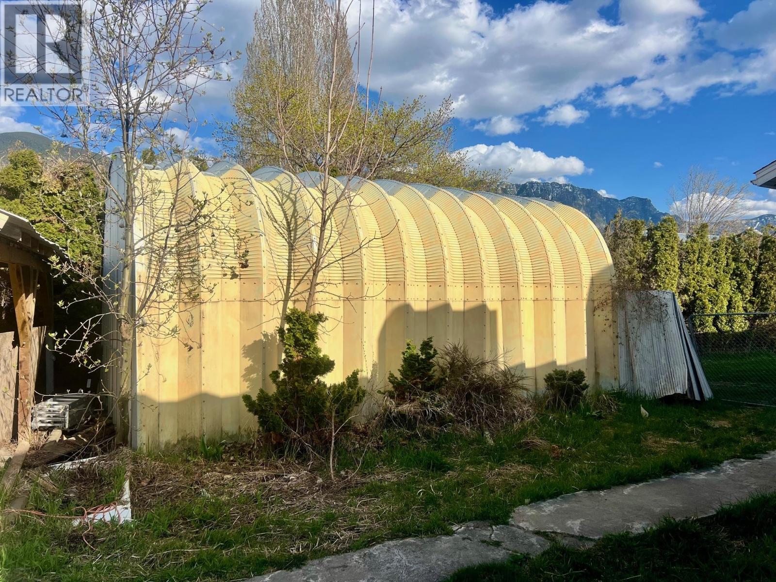 3317 ERICKSON ROAD - 28