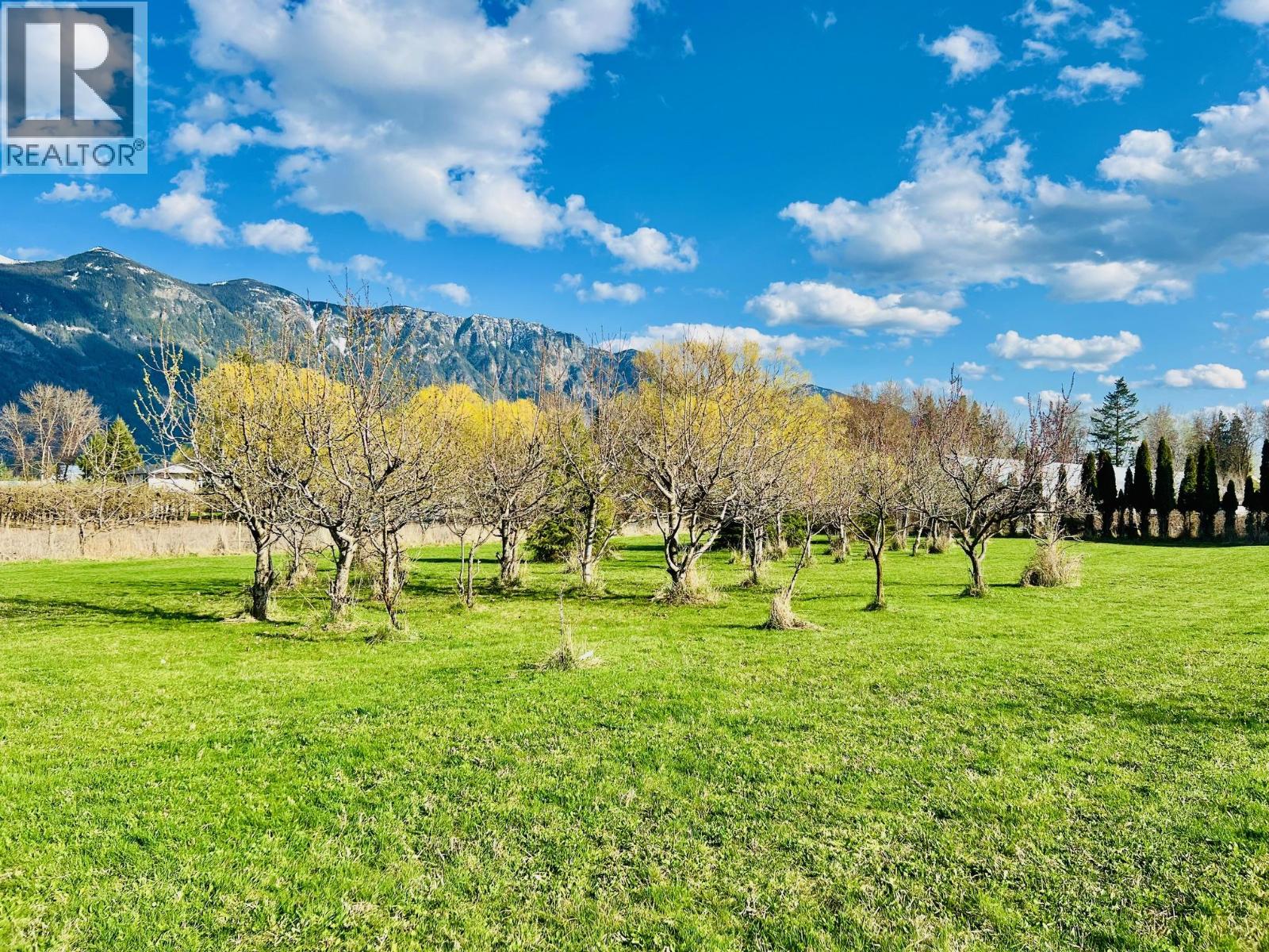 3317 ERICKSON ROAD - 34