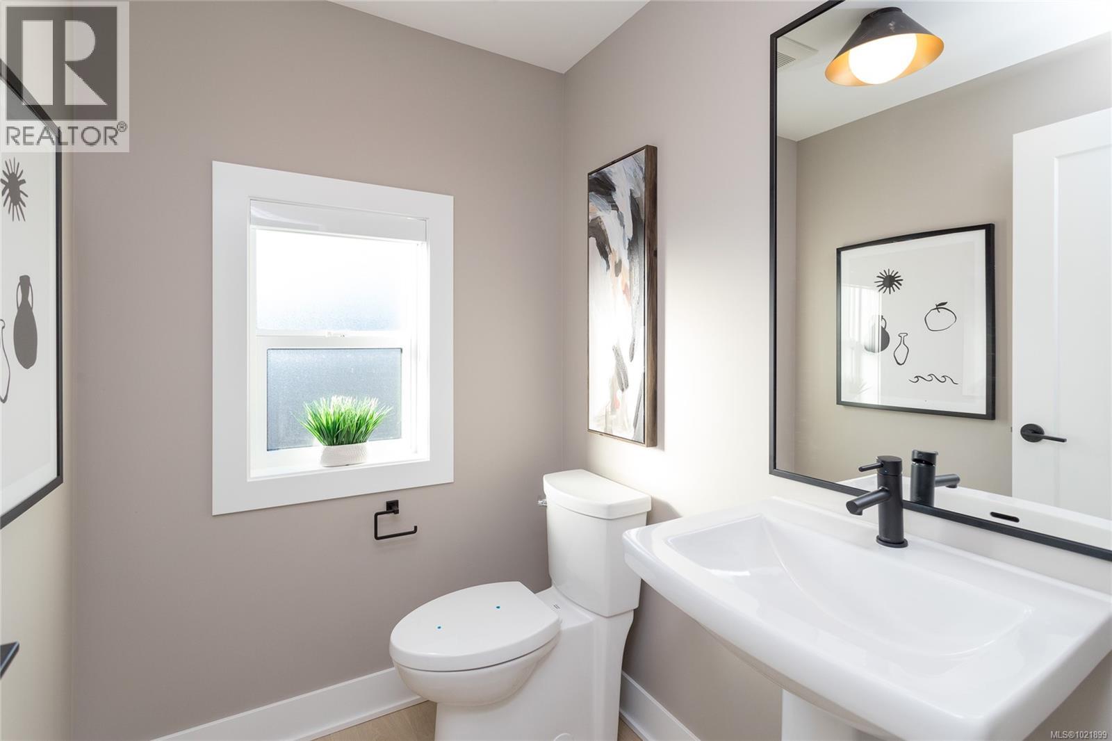 1415 Dolomite Ridge, Langford