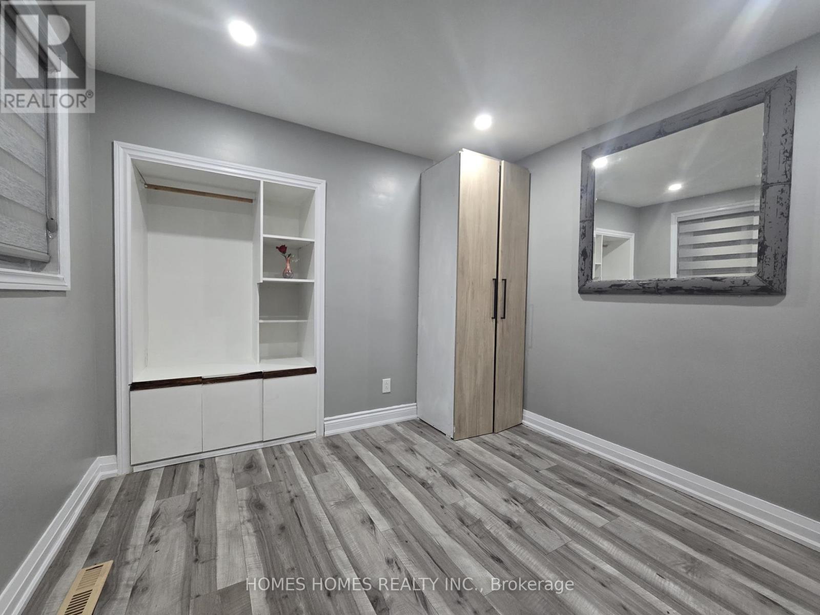 65 ELNATHAN CRESCENT - 27