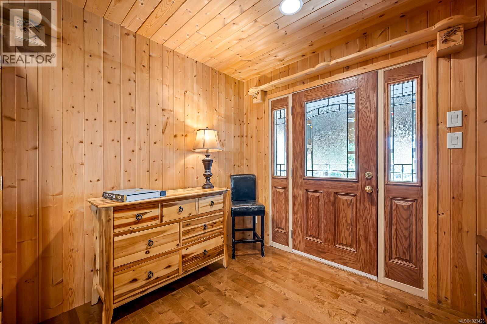 1415 Baikie Rd, Denman Island