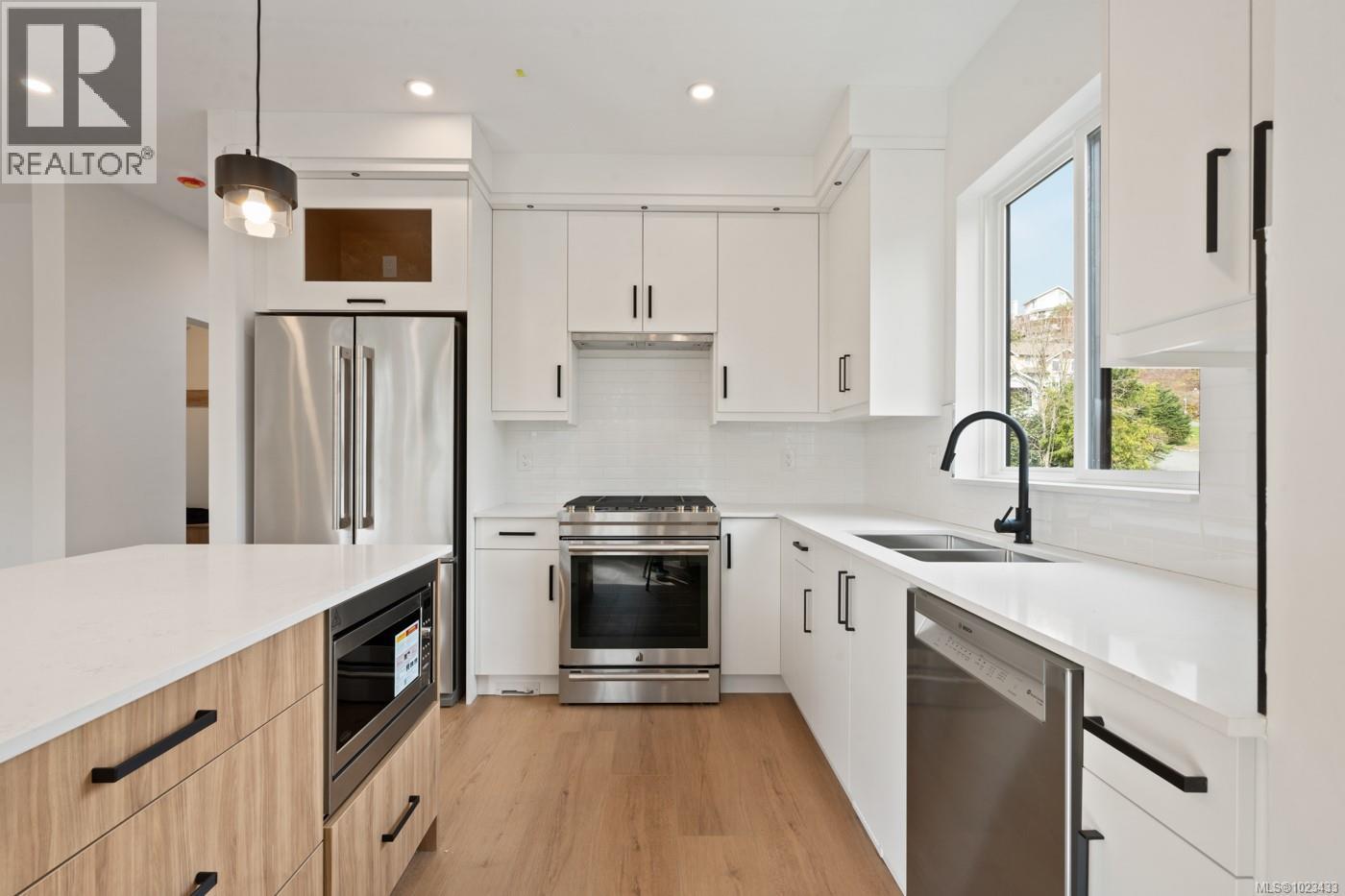  556 Belford Place, Langford