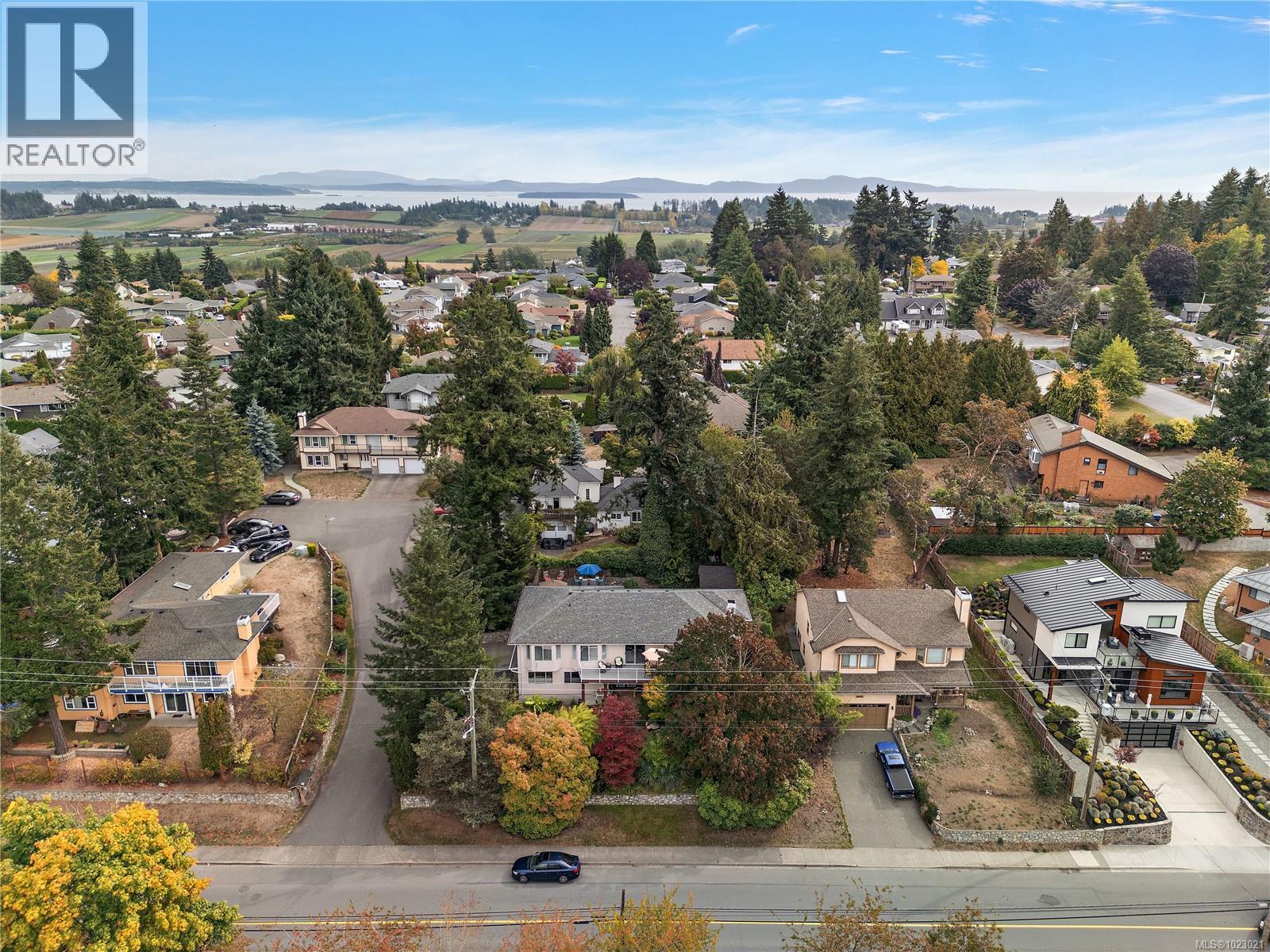 A 6599 Central Saanich Rd, Central Saanich