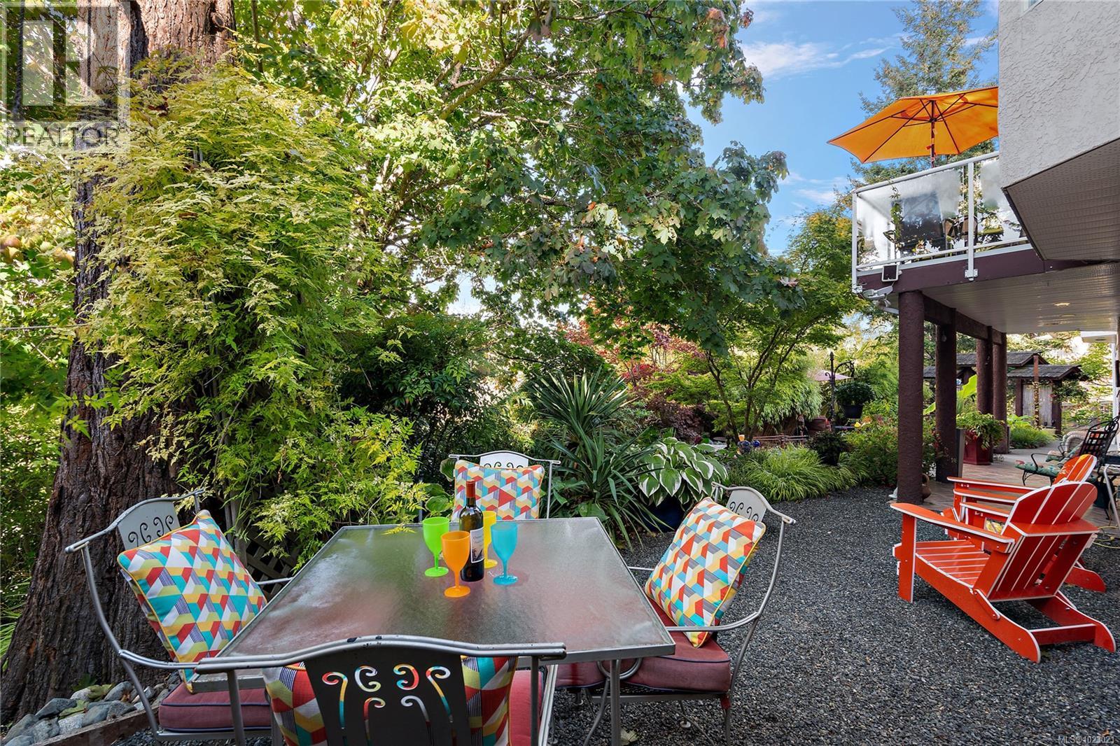 A 6599 Central Saanich Rd, Central Saanich