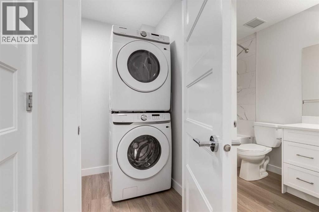 Single Family House for Sale in    Street SW Springbank Hill Calgary 