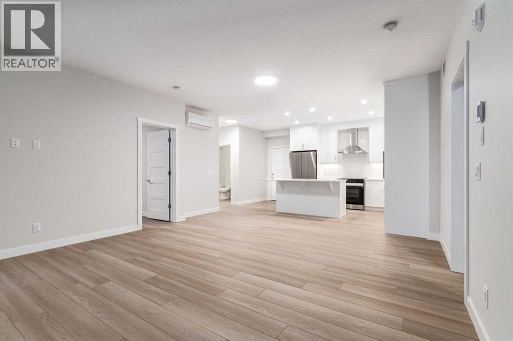 Single Family House for Sale in    Street SW Springbank Hill Calgary 