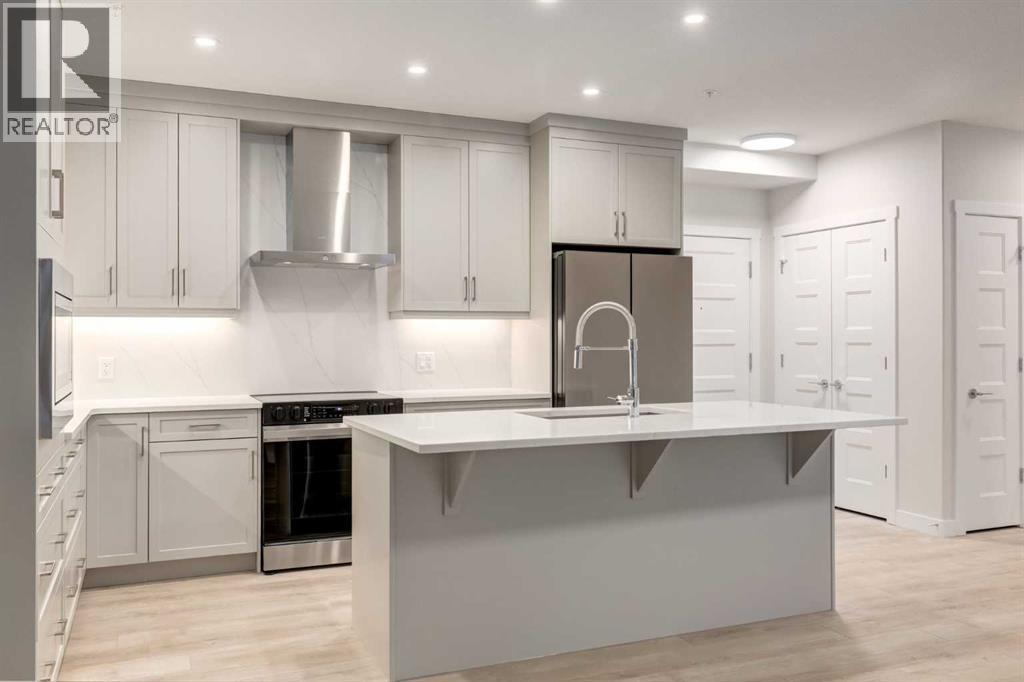 Single Family House for Sale in    Street SW Springbank Hill Calgary 