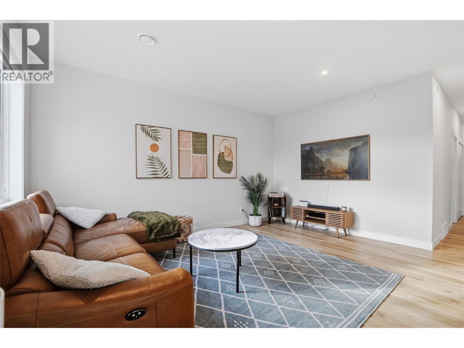 241 Nelson Avenue Unit# 101, Penticton