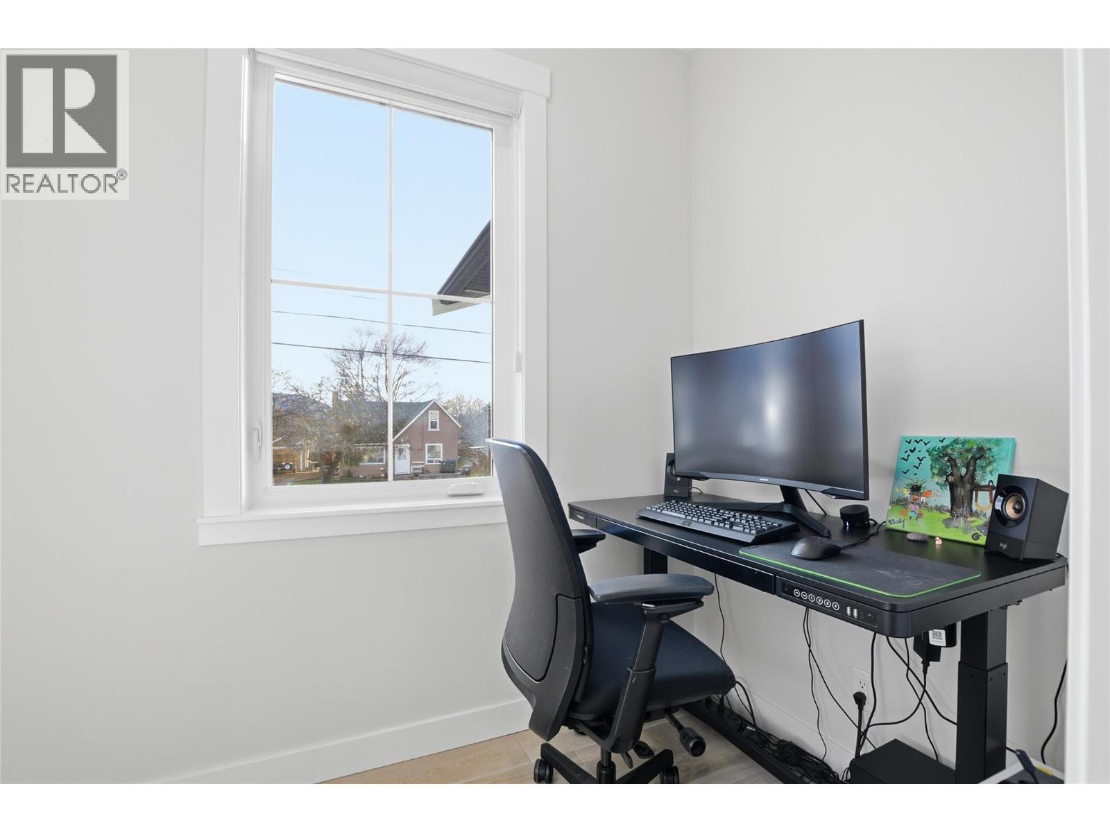 241 Nelson Avenue Unit# 101, Penticton