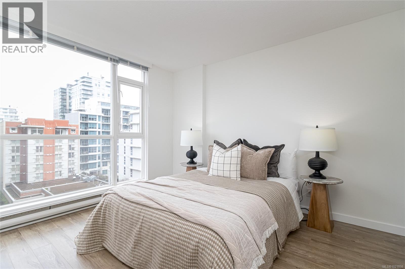 711 835 View Street, Victoria