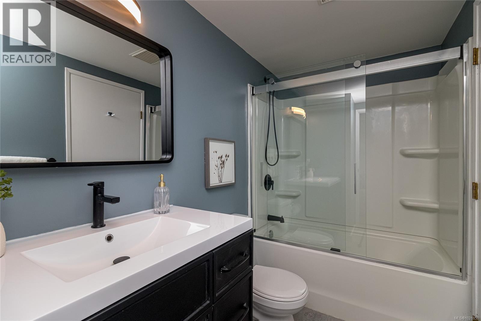 711 835 View Street, Victoria