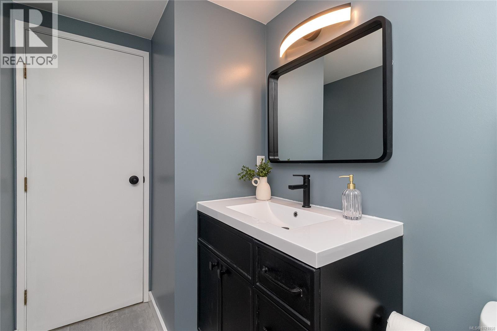 711 835 View Street, Victoria