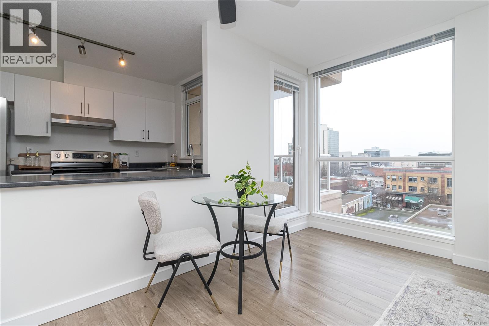 711 835 View Street, Victoria