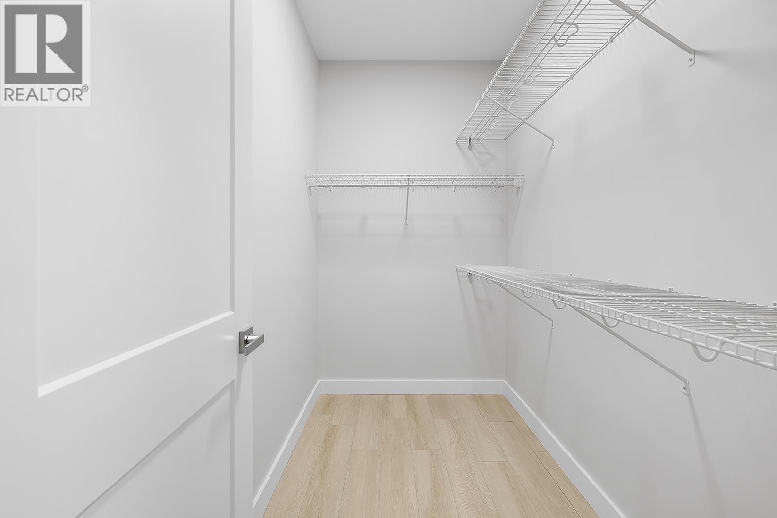 712 Mountain View Crescent, Creston