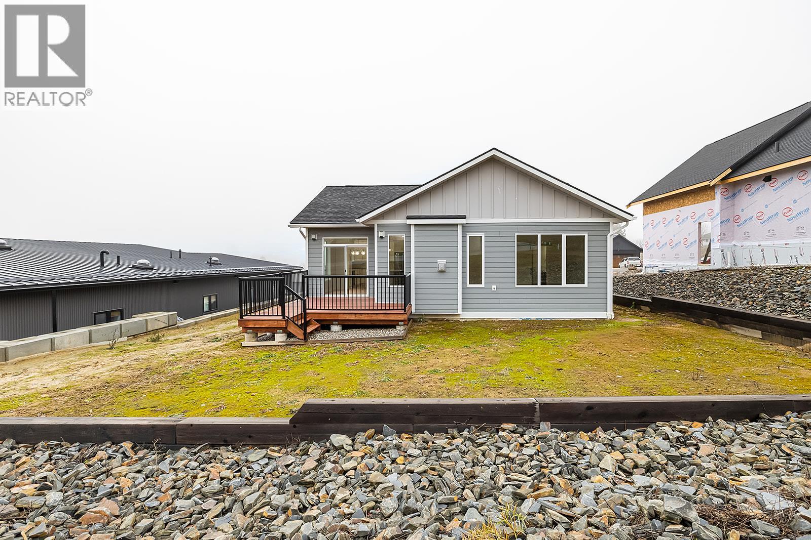 712 Mountain View Crescent, Creston