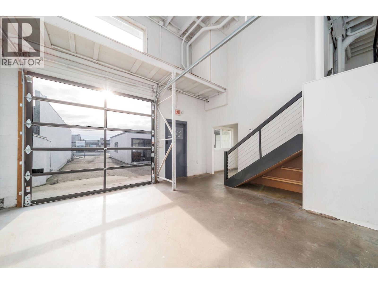  984 Laurel Avenue, Kelowna