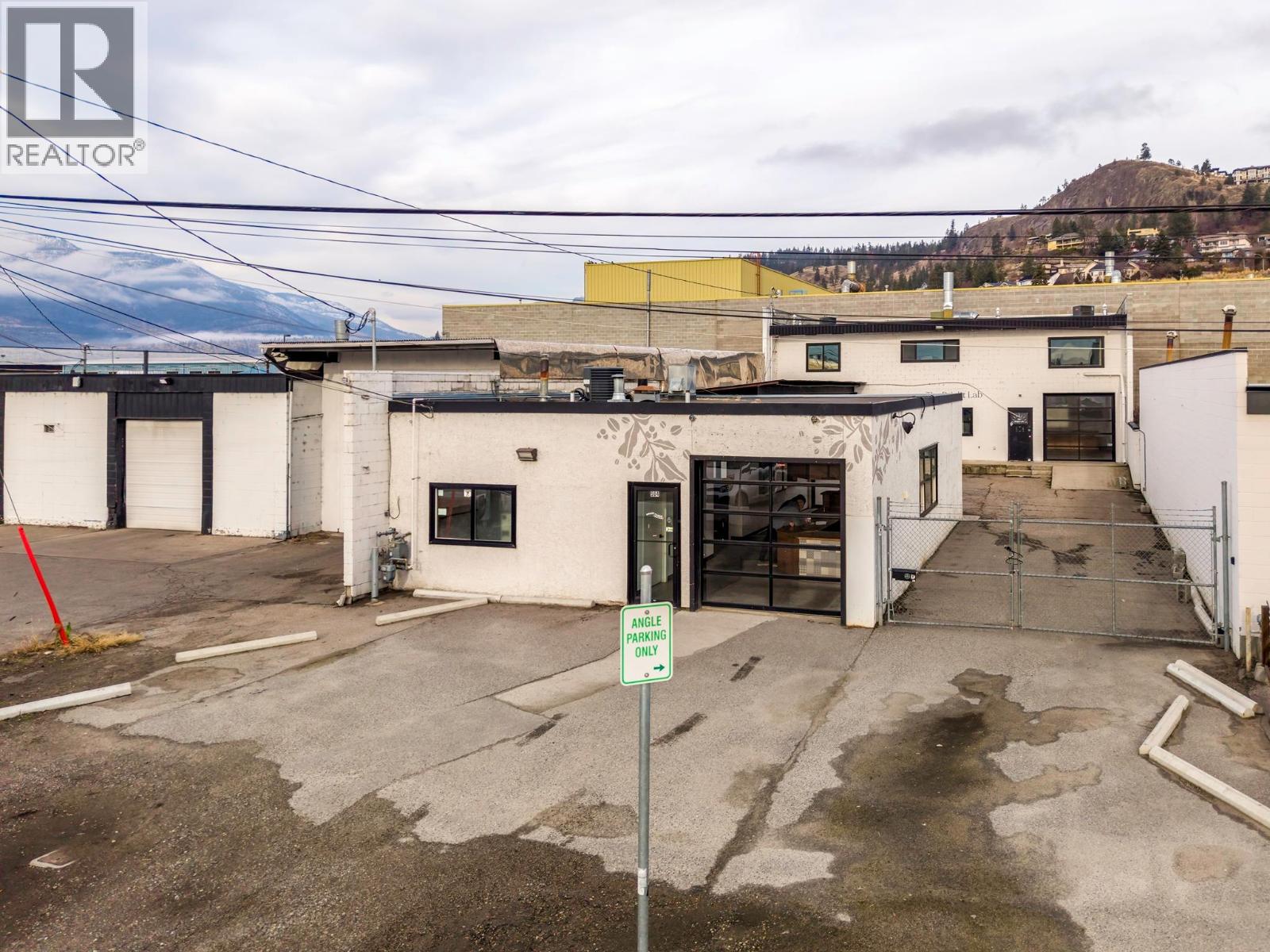  984 Laurel Avenue, Kelowna