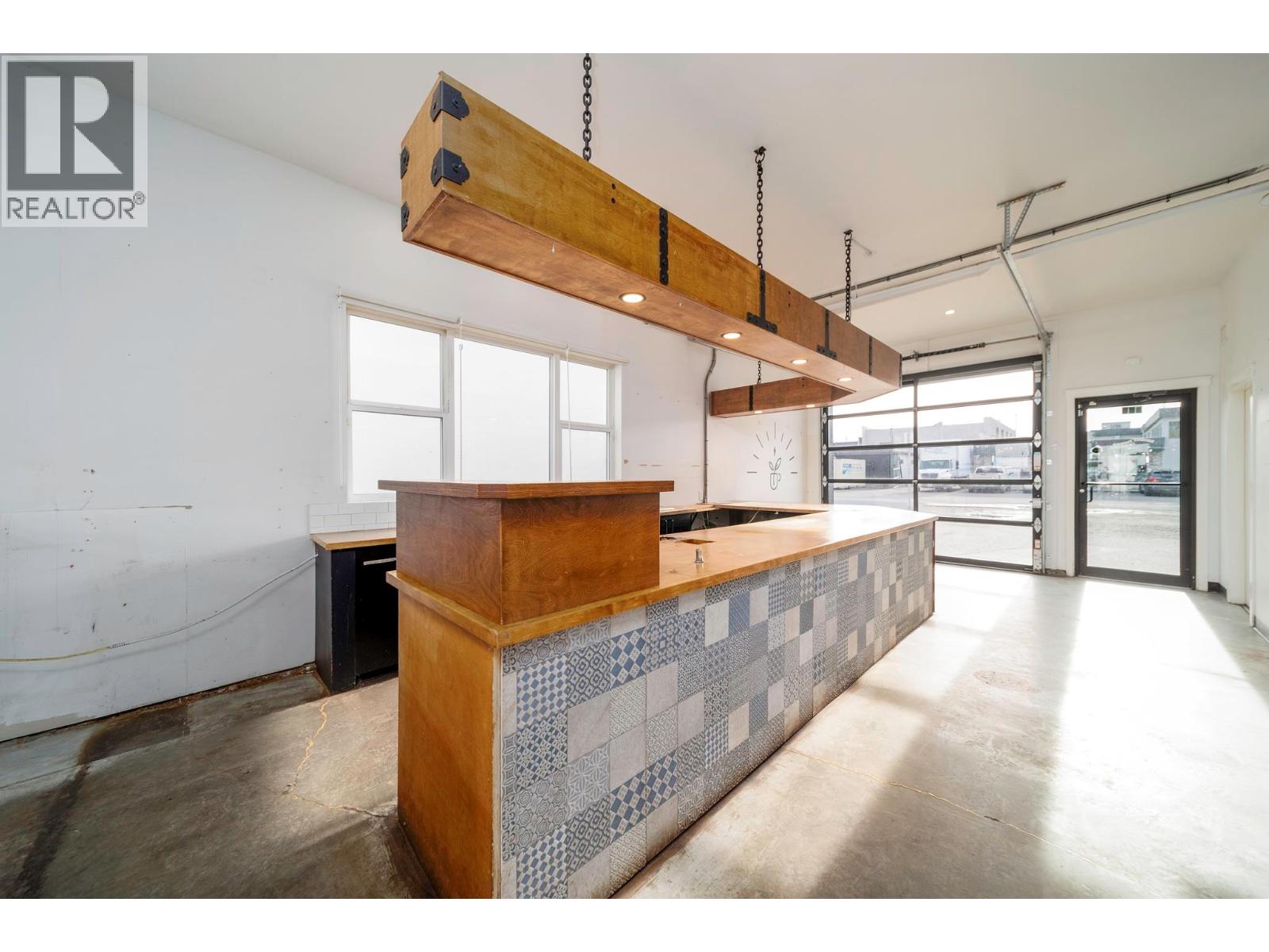  984 Laurel Avenue, Kelowna