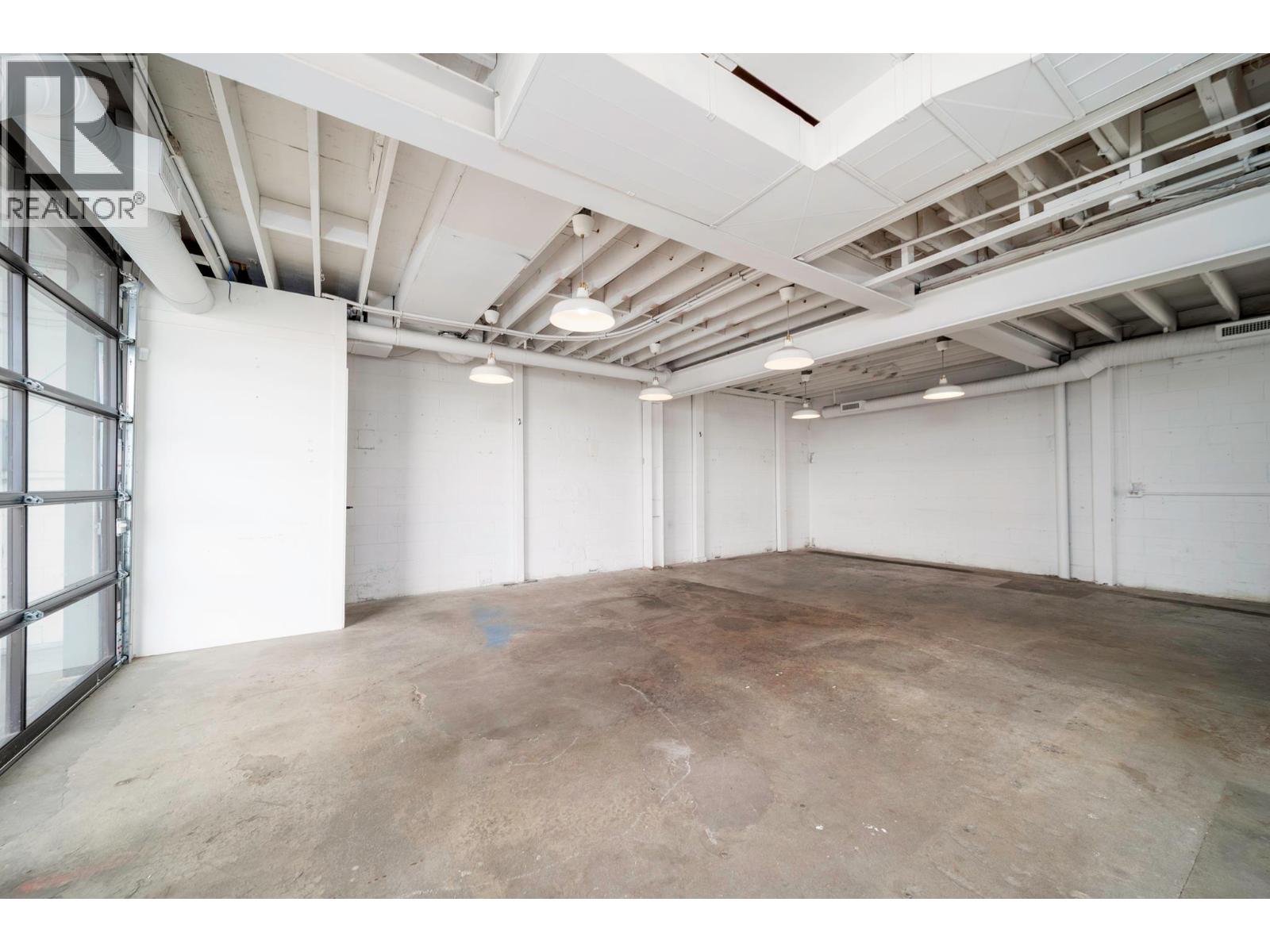  984 Laurel Avenue, Kelowna