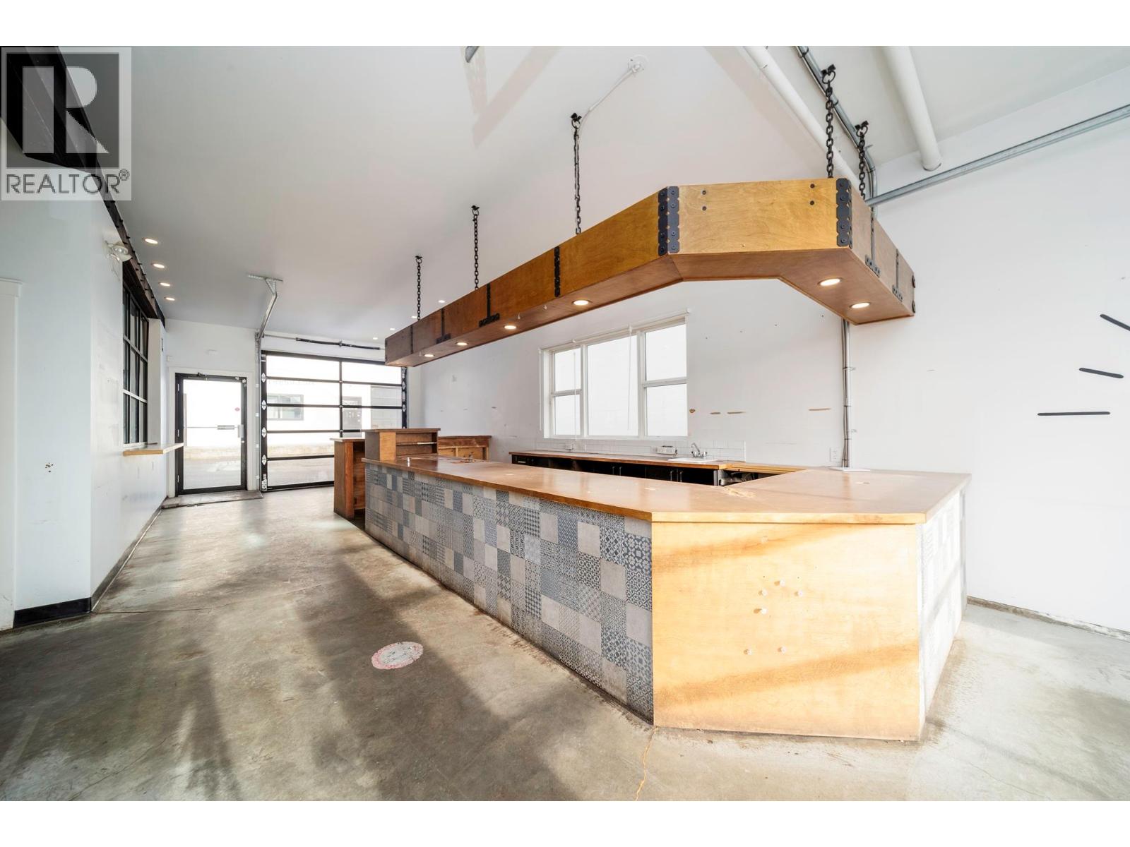  984 Laurel Avenue, Kelowna