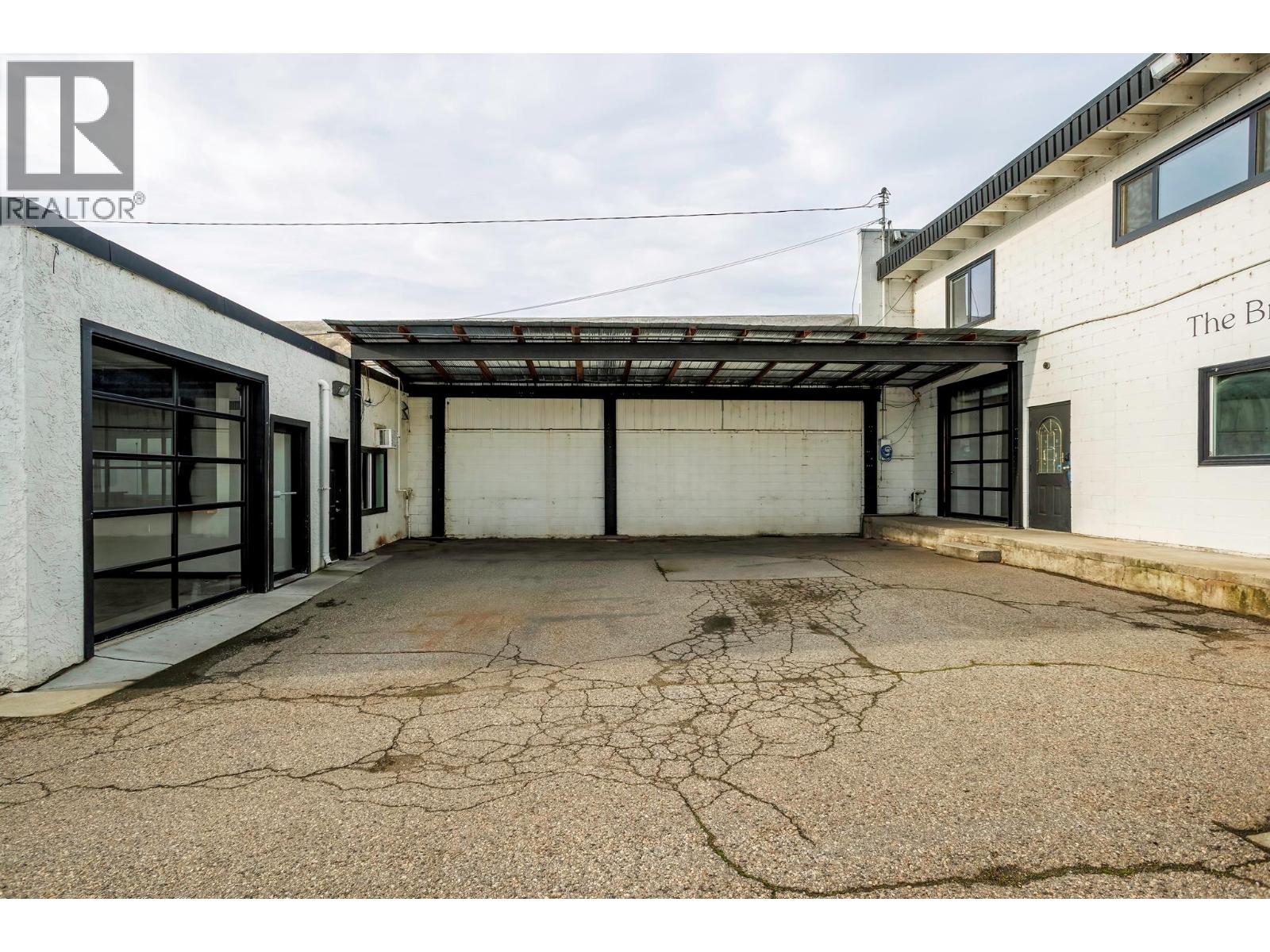  984 Laurel Avenue, Kelowna