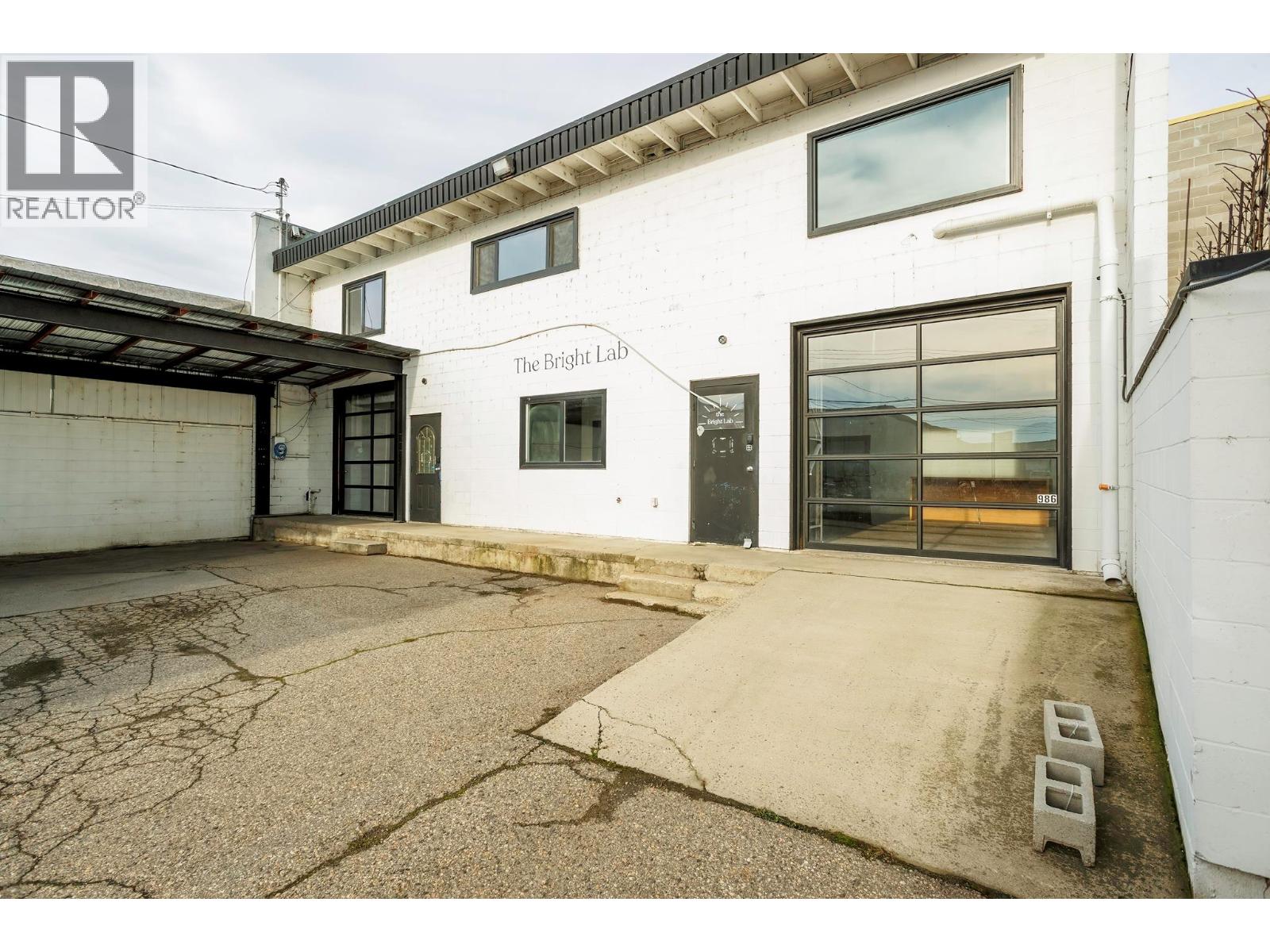  984 Laurel Avenue, Kelowna