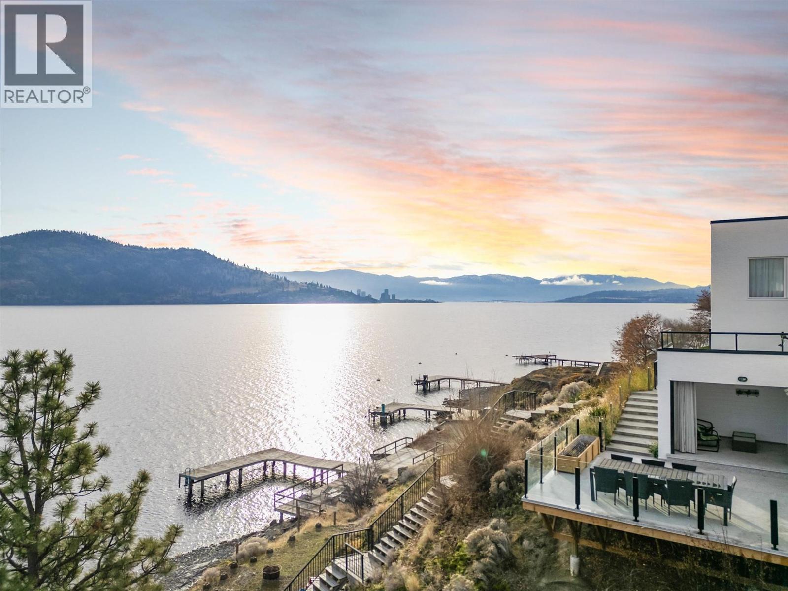  15 Traders Cove Road, Kelowna