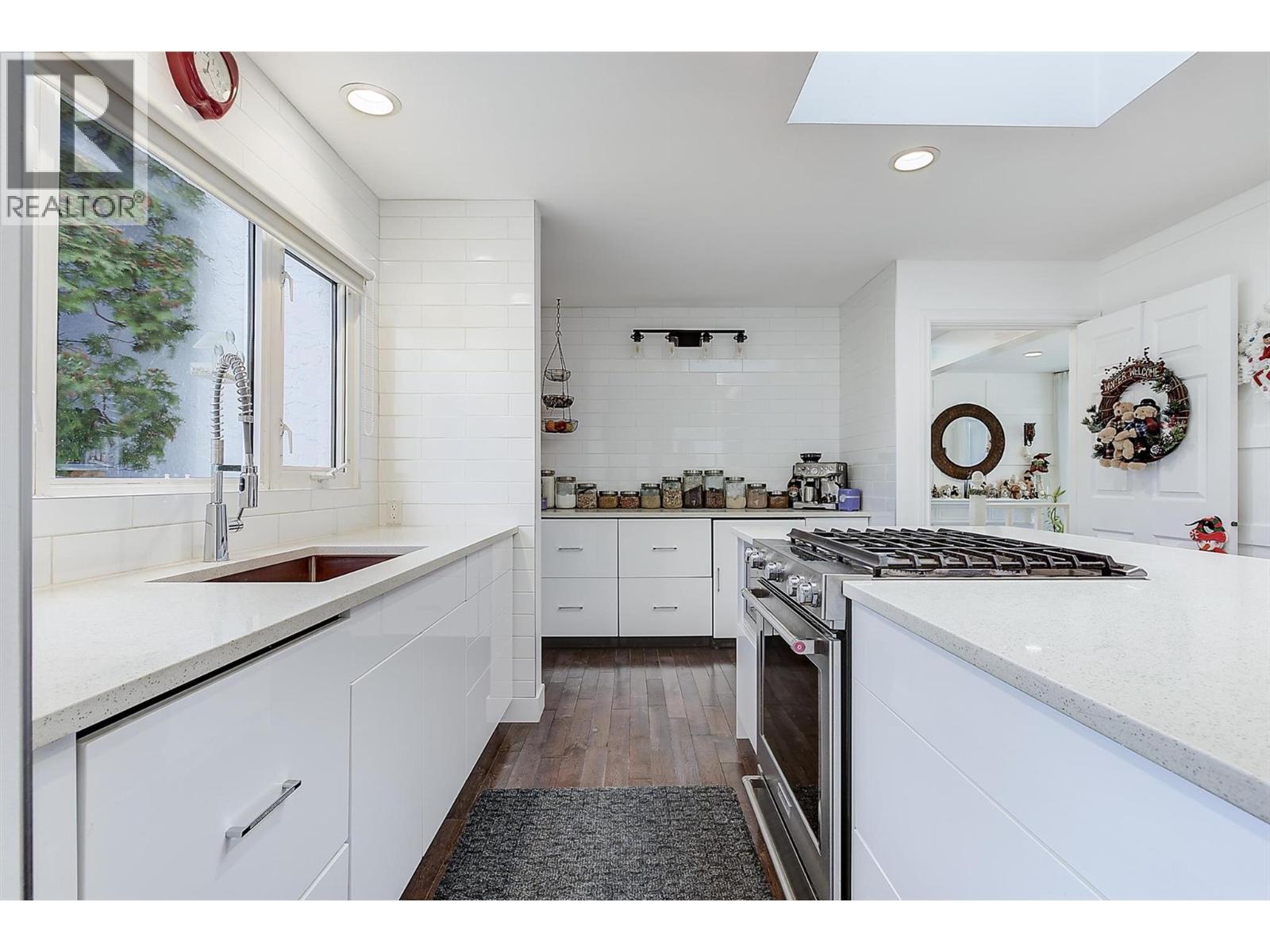  15 Traders Cove Road, Kelowna