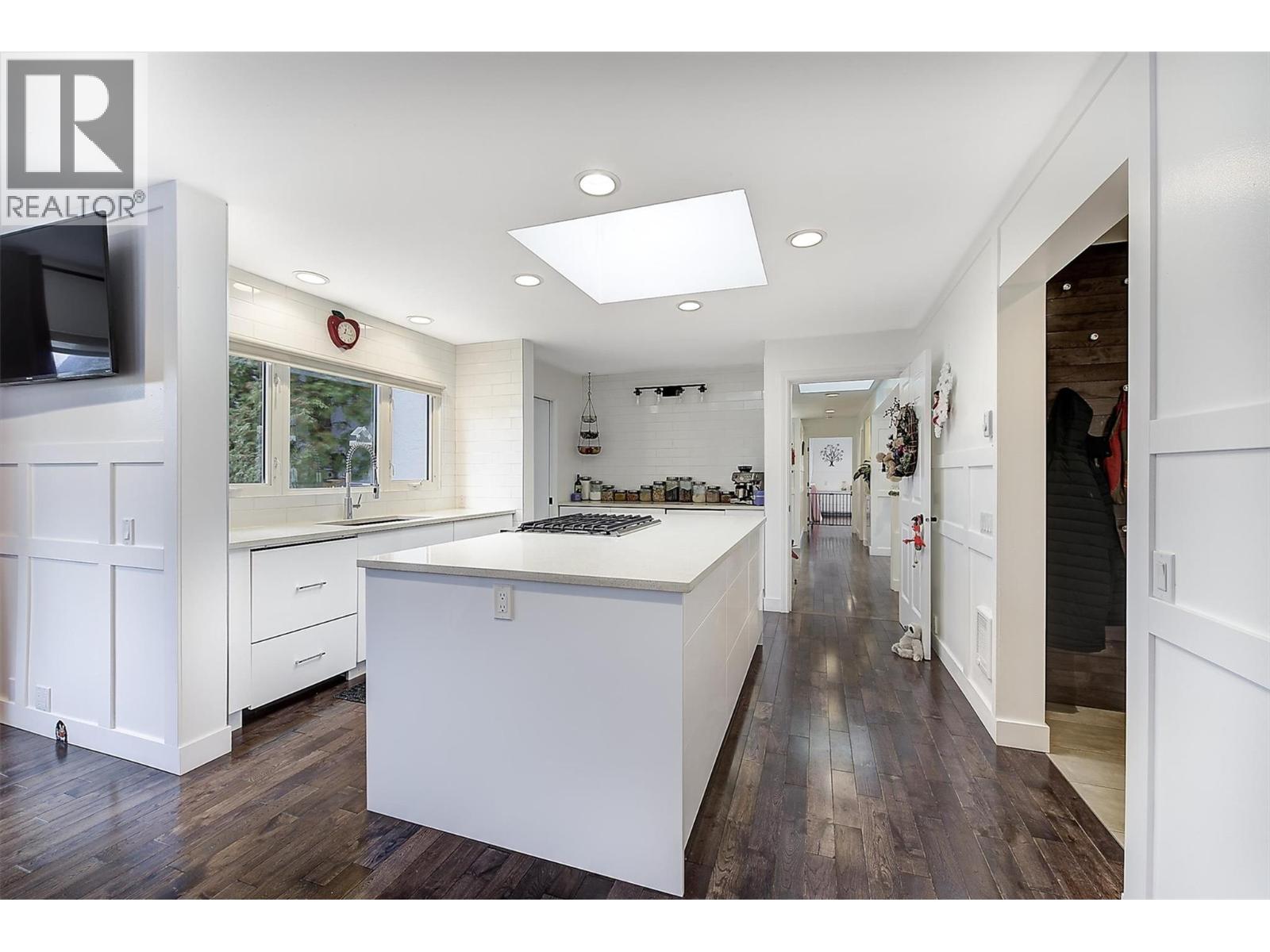  15 Traders Cove Road, Kelowna