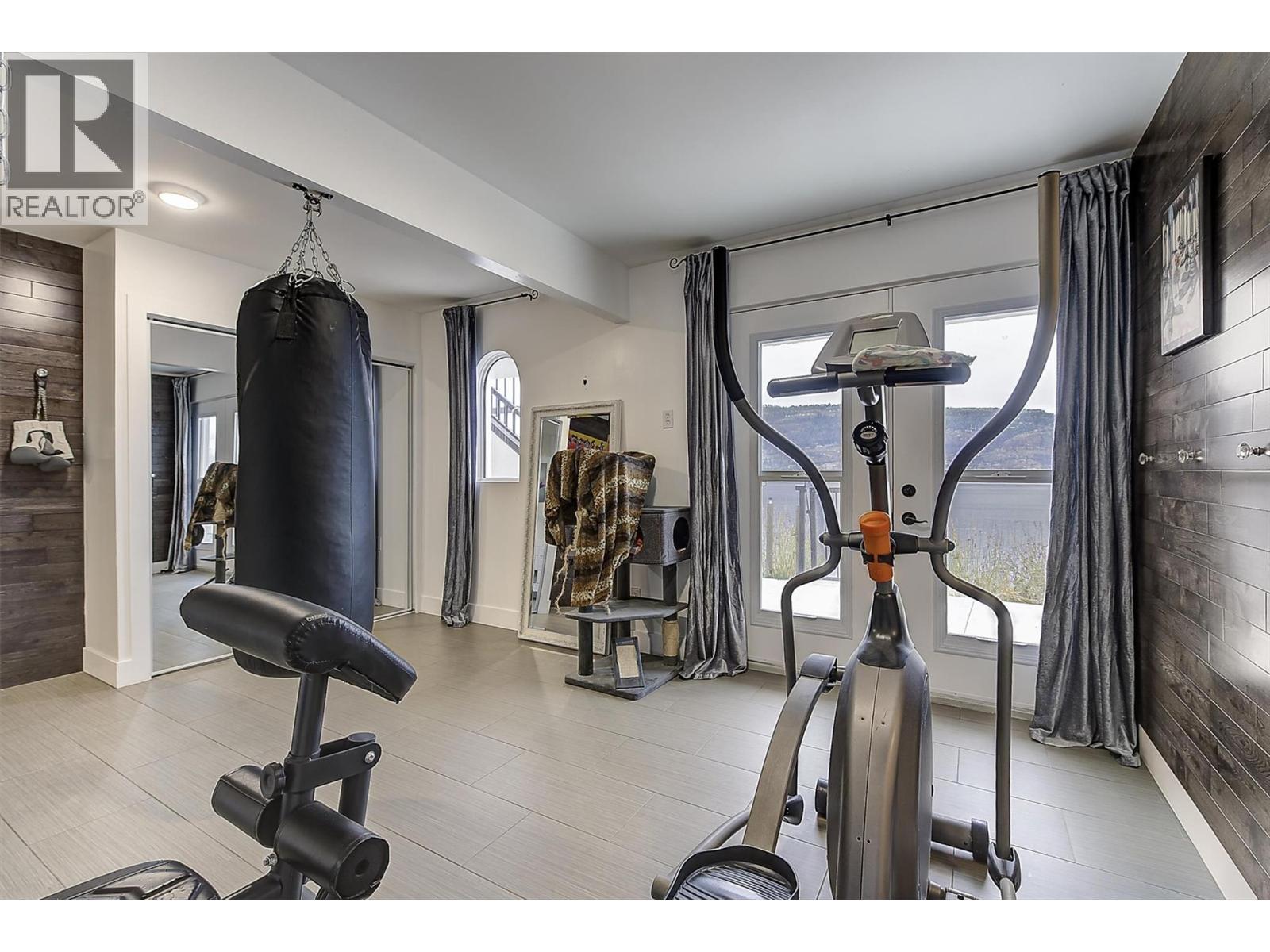  15 Traders Cove Road, Kelowna