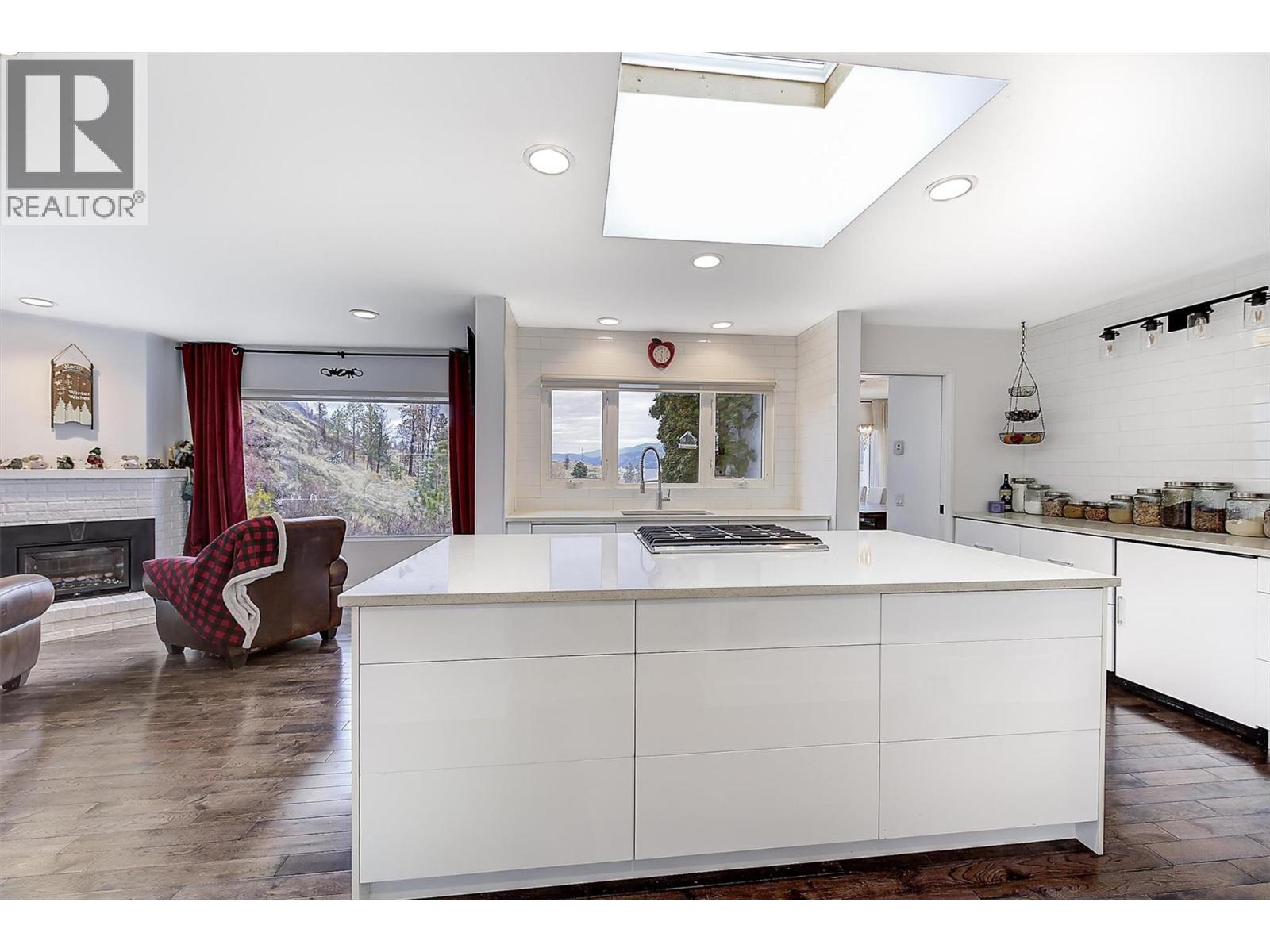  15 Traders Cove Road, Kelowna