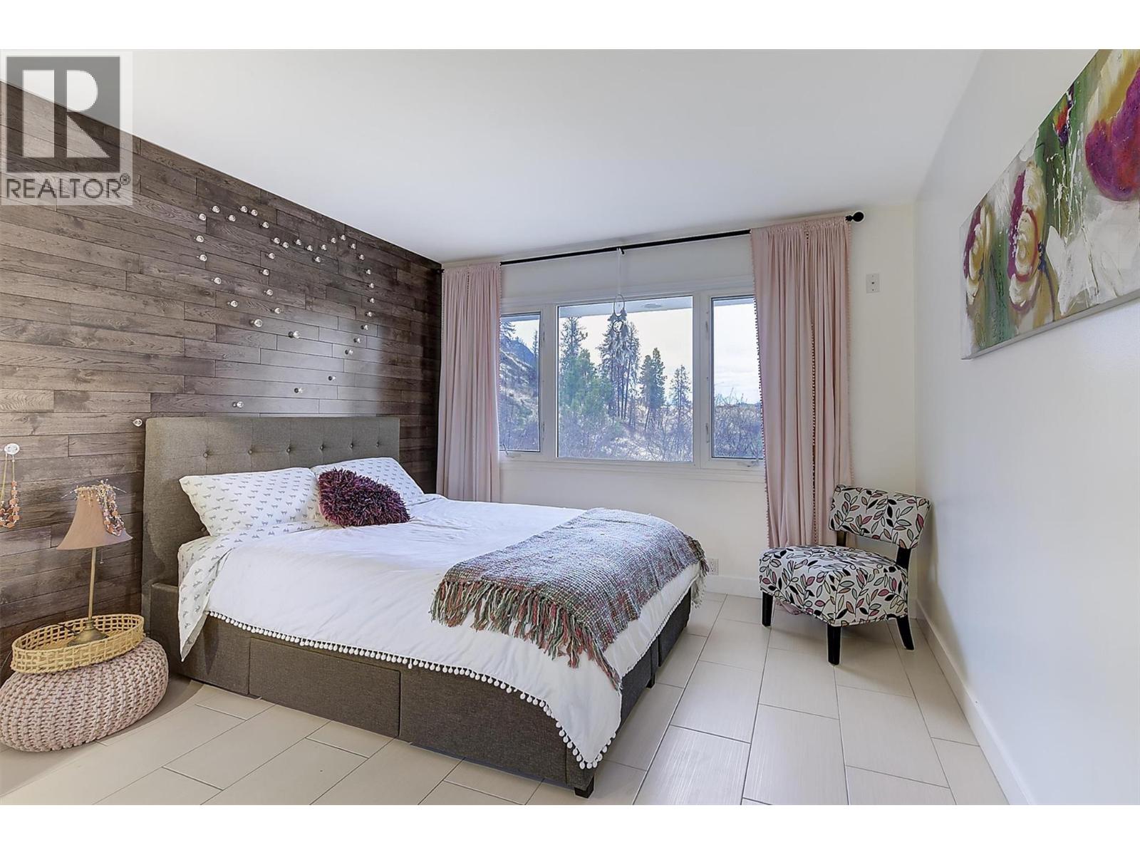  15 Traders Cove Road, Kelowna