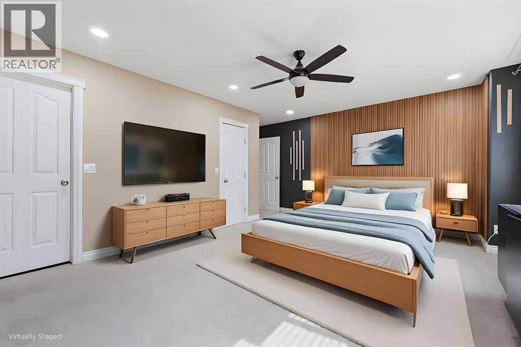 Single Family House Bi-level for Sale in  Tarawood Place NE Taradale Calgary 