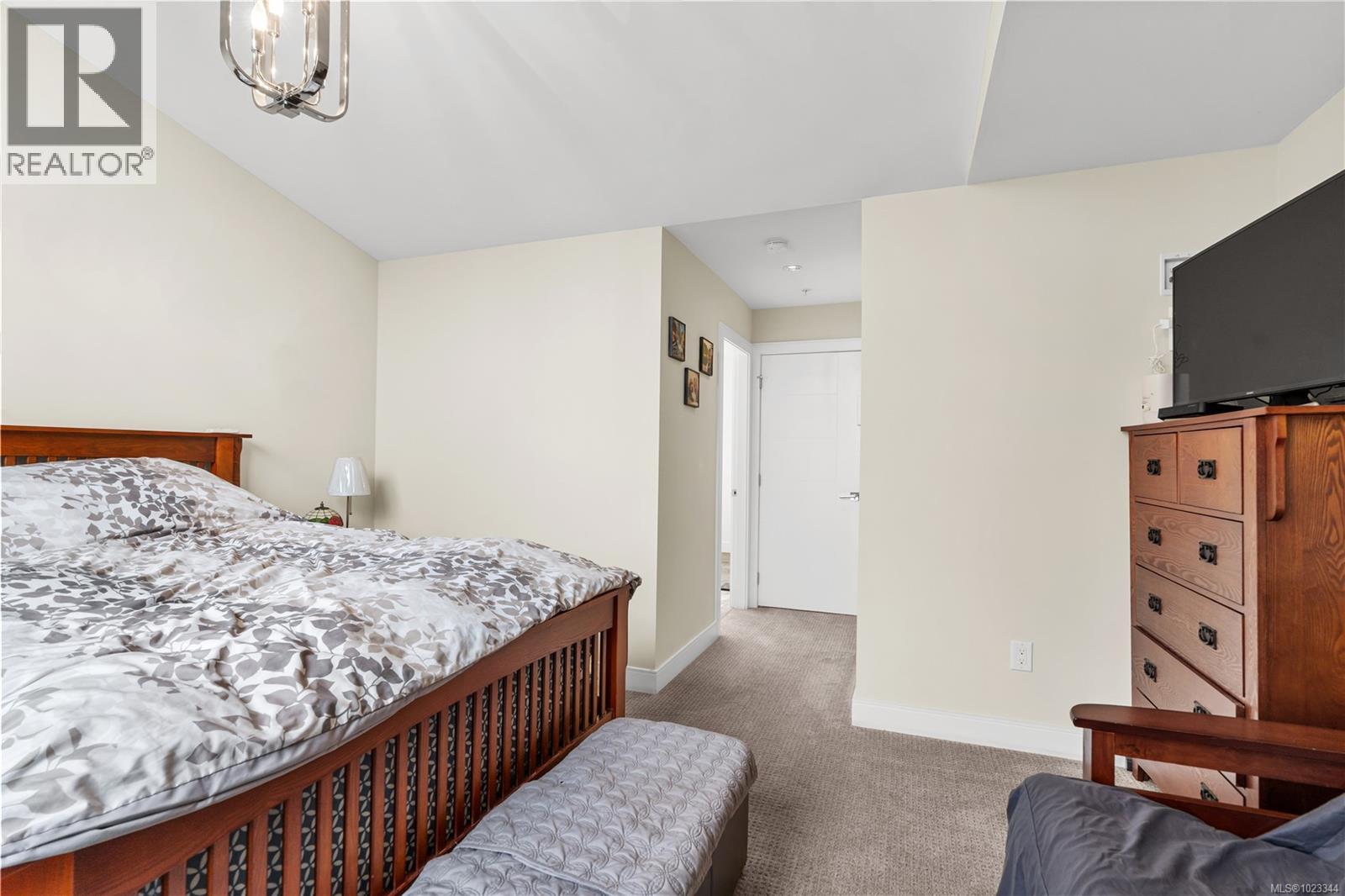 153 300 Phelps Avenue, Langford