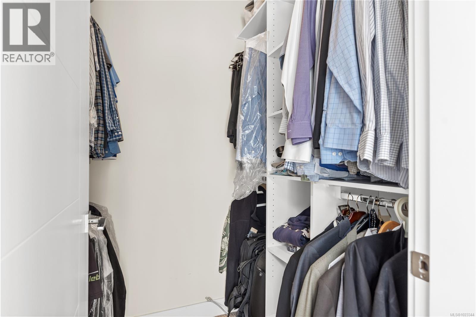 153 300 Phelps Avenue, Langford