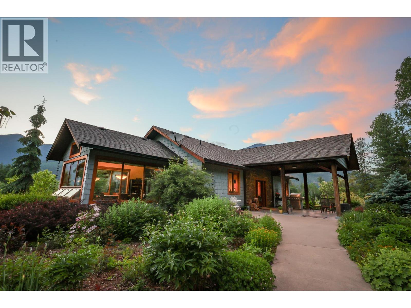 6890 HARROP-PROCTER Road, Harrop