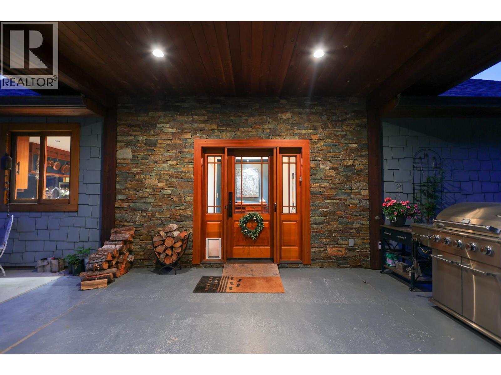 6890 HARROP-PROCTER Road, Harrop